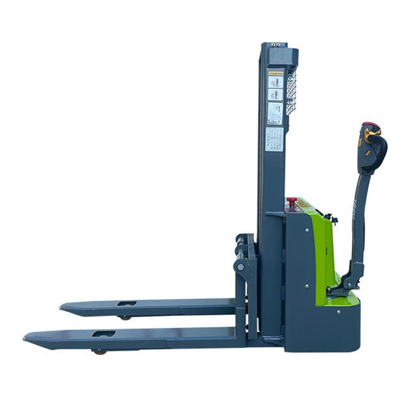 Impilatore elettrico da 2000 kg