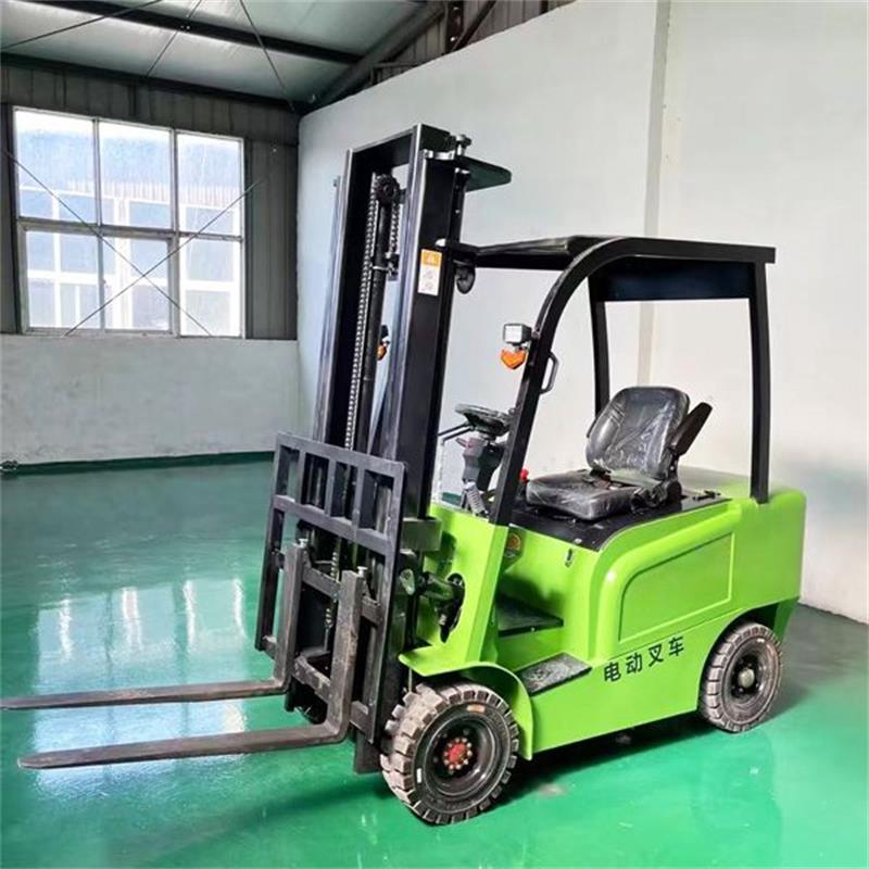 Carrello elevatore elettrico da 1,5 t