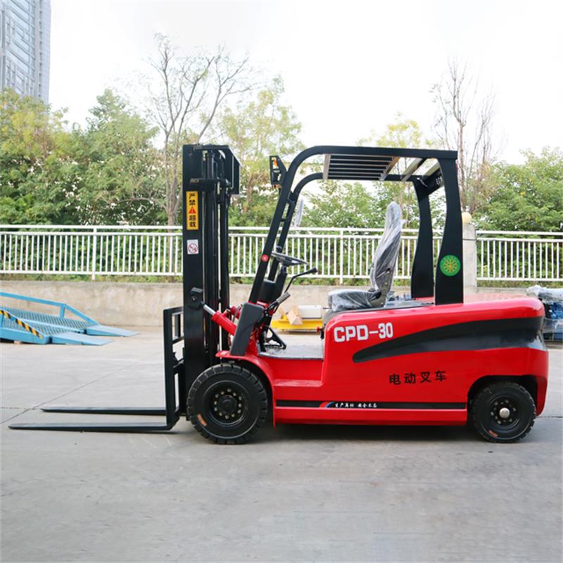 Carrello elevatore elettrico da 3000 kg